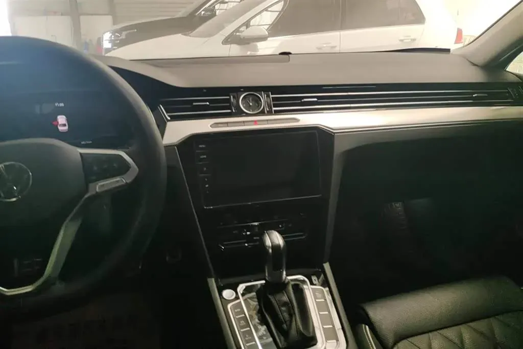 2022 Volkswagen Magotan GTE 1.4T 150HP L4 6DCT PHEV 13KWH,autocango,china used car exporter,china ev exporter,chinese used car exporter,chinese used ev exporter