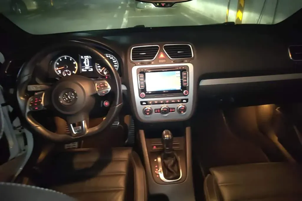 2011 Volkswagen Scirocco 2.0T 211HP L4 6DCT,autocango,china used car exporter,china ev exporter,chinese used car exporter,chinese used ev exporter