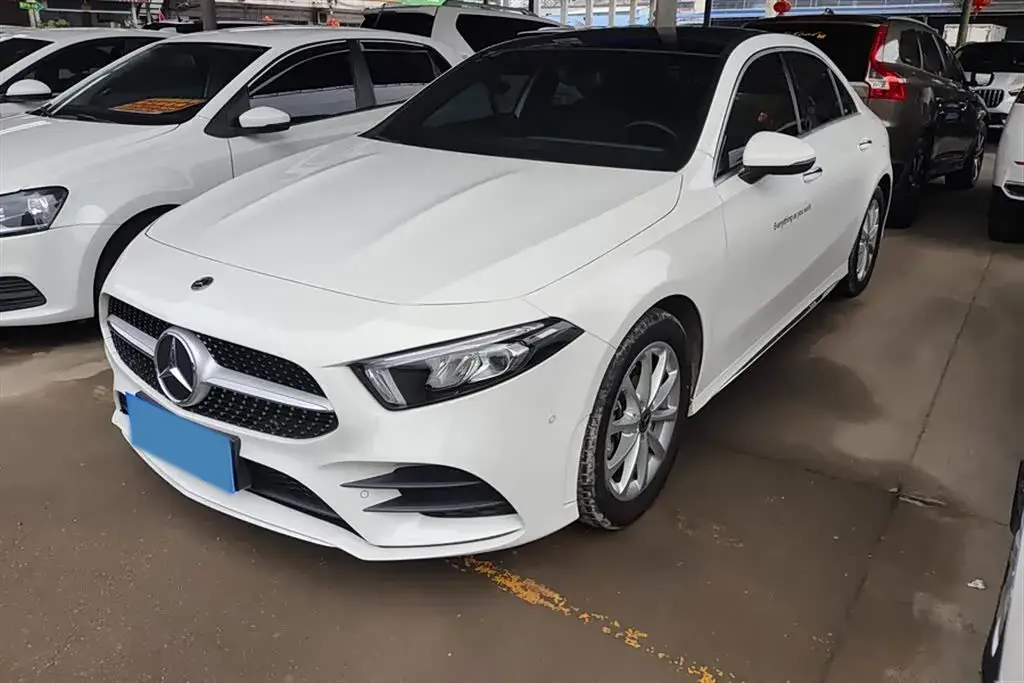2022 Mercedes-Benz A Class 1.3T 163HP L4 7DCT