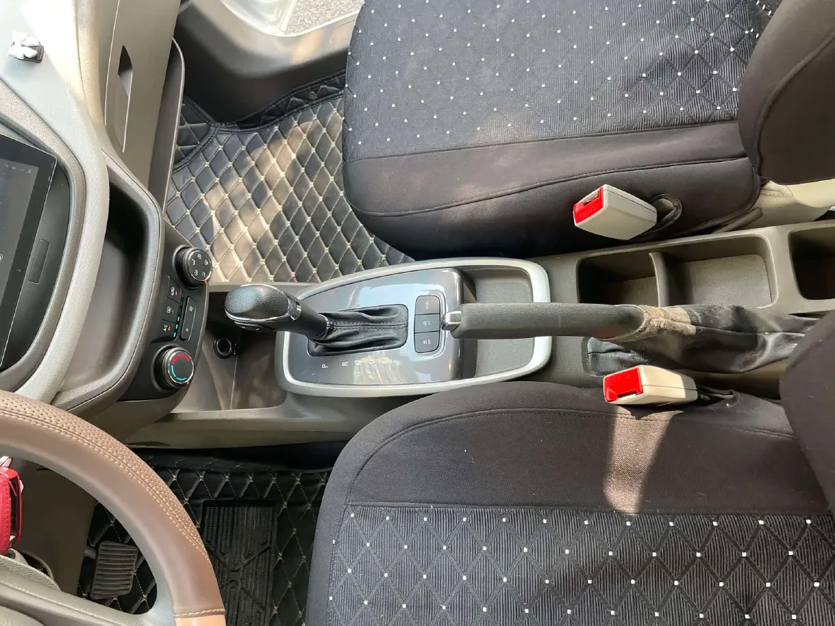 2016 Chevrolet Lova RV 1.5L 113HP L4 4AT,autocango,china used car exporter,china ev exporter,chinese used car exporter,chinese used ev exporter