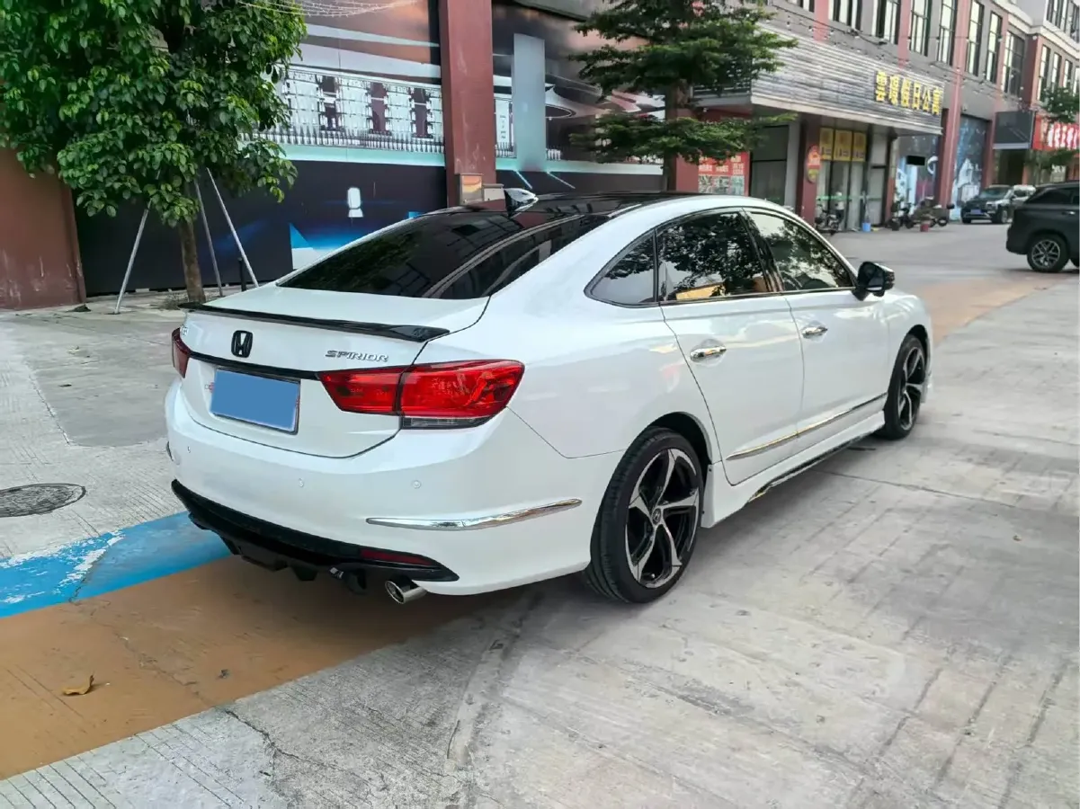 2017 Honda Spirior 2.0L 155HP L4 CVT,autocango,china used car exporter,china ev exporter,chinese used car exporter,chinese used ev exporter