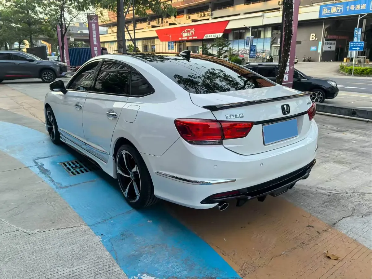 2017 Honda Spirior 2.0L 155HP L4 CVT,autocango,china used car exporter,china ev exporter,chinese used car exporter,chinese used ev exporter