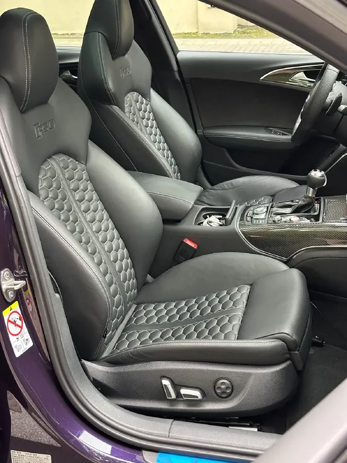 2018 Audi RS 6 4.0T 560HP V8 8AT,autocango,china used car exporter,china ev exporter,chinese used car exporter,chinese used ev exporter