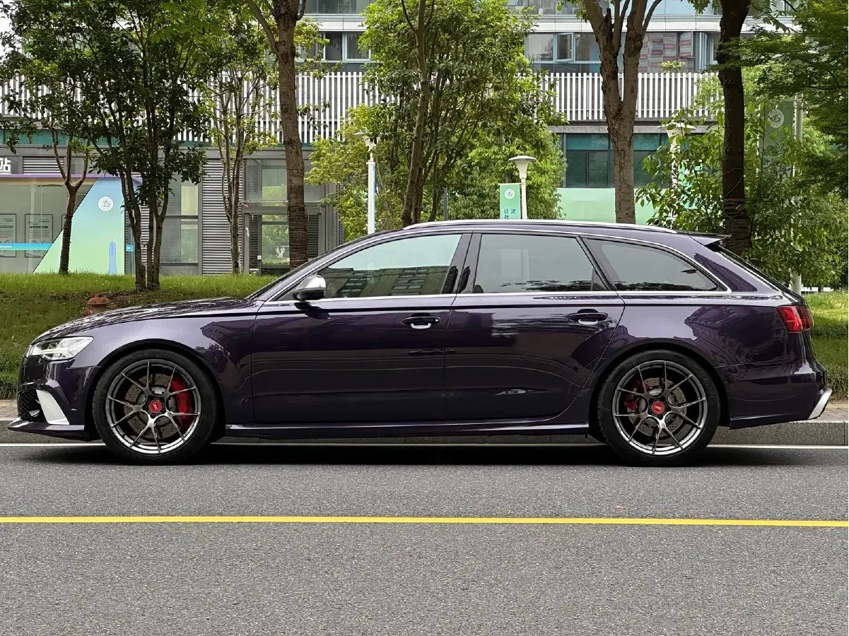 2018 Audi RS 6 4.0T 560HP V8 8AT,autocango,china used car exporter,china ev exporter,chinese used car exporter,chinese used ev exporter