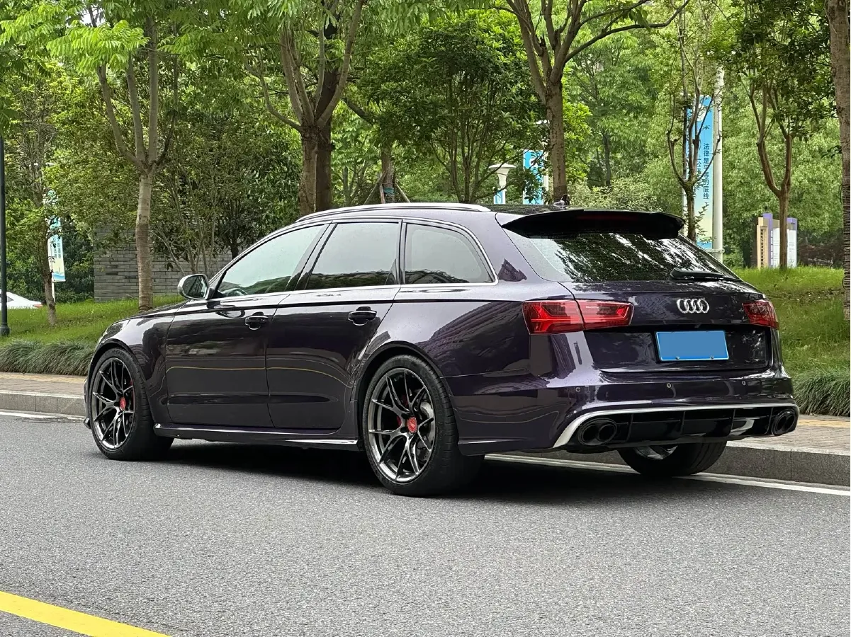 2018 Audi RS 6 4.0T 560HP V8 8AT,autocango,china used car exporter,china ev exporter,chinese used car exporter,chinese used ev exporter