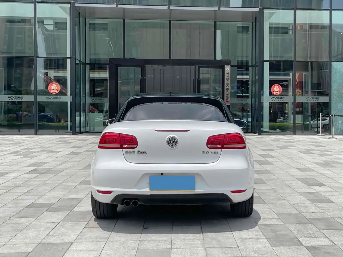 2011 Volkswagen Eos 2.0T 211HP L4 6DCT,autocango,china used car exporter,china ev exporter,chinese used car exporter,chinese used ev exporter