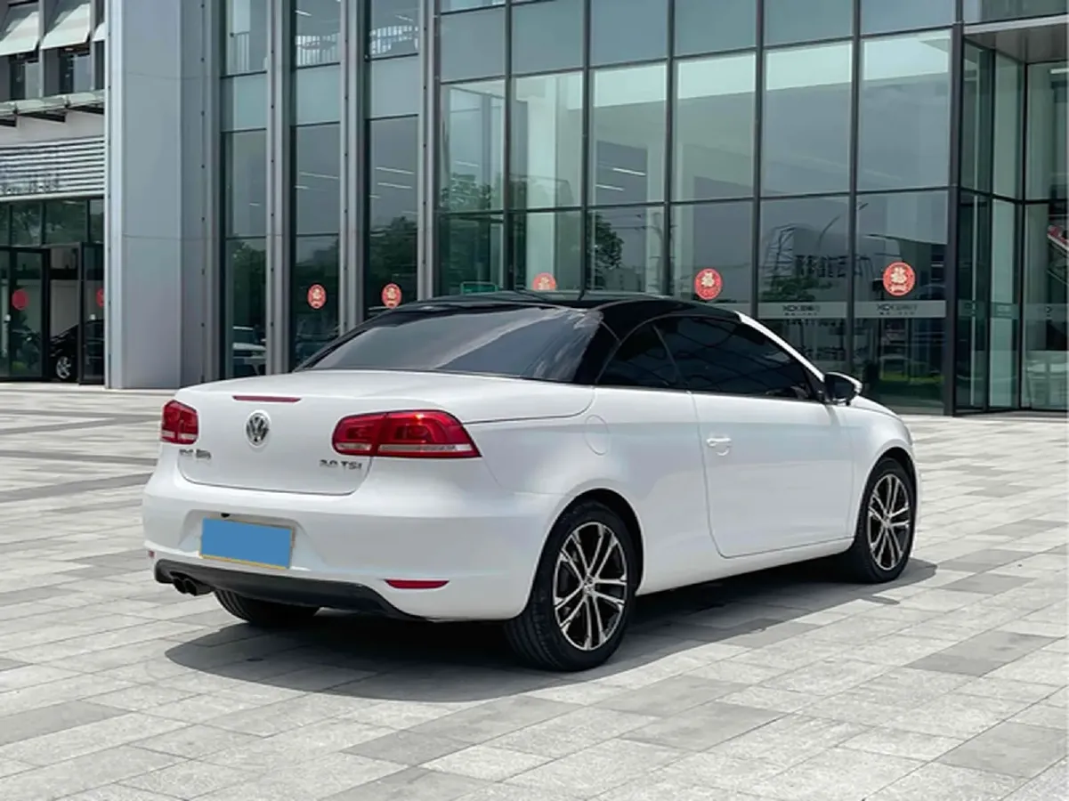 2011 Volkswagen Eos 2.0T 211HP L4 6DCT,autocango,china used car exporter,china ev exporter,chinese used car exporter,chinese used ev exporter
