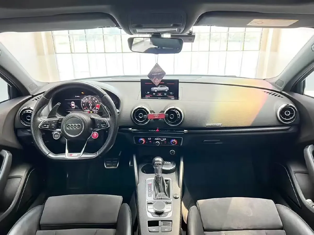 2015 Audi S3 2.0T 286HP L4 6DCT,autocango,china used car exporter,china ev exporter,chinese used car exporter,chinese used ev exporter