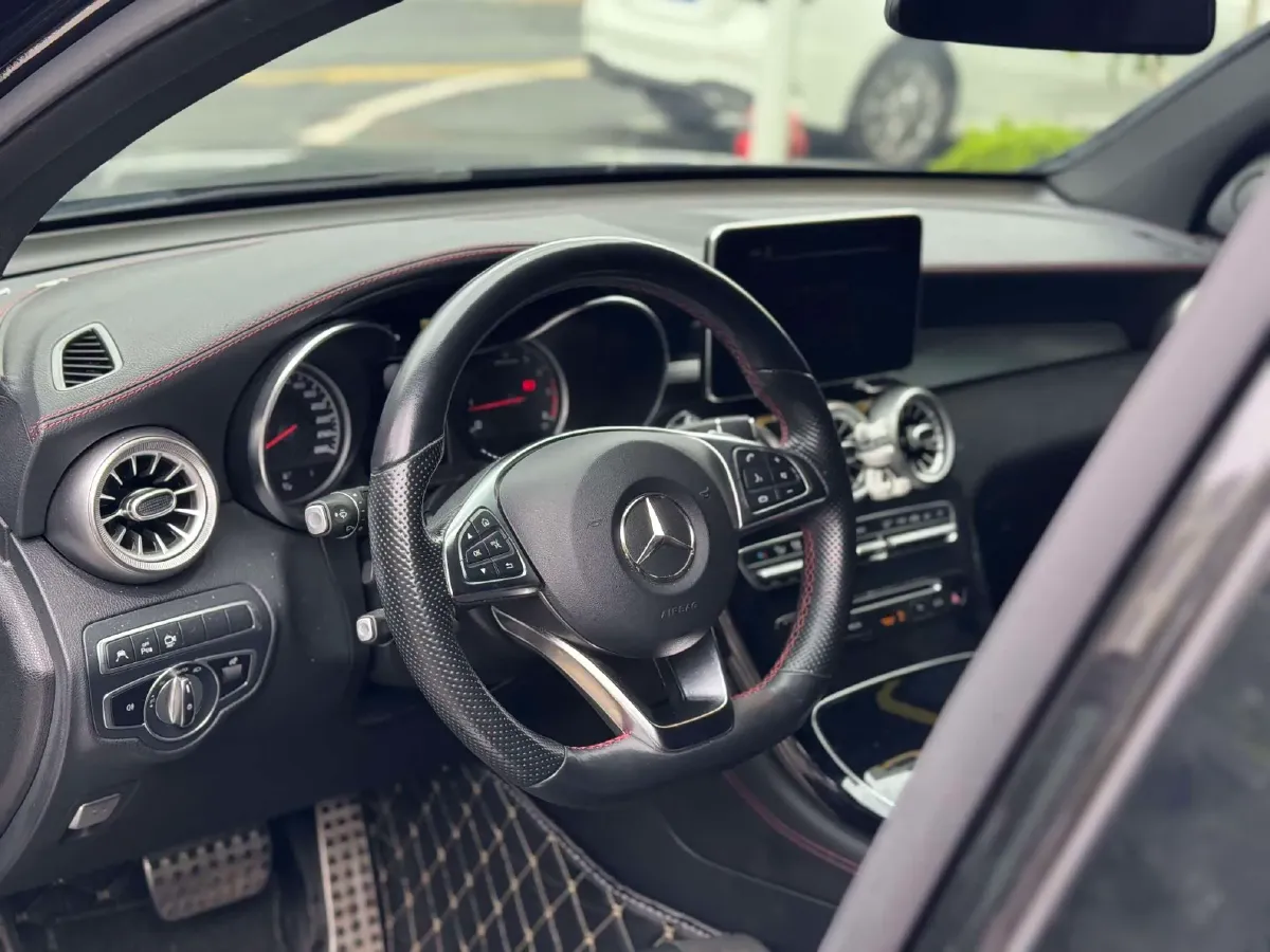 2017 Mercedes-Benz GLC Coupe AMG 3.0T 367HP V6 9AT,autocango,china used car exporter,china ev exporter,chinese used car exporter,chinese used ev exporter