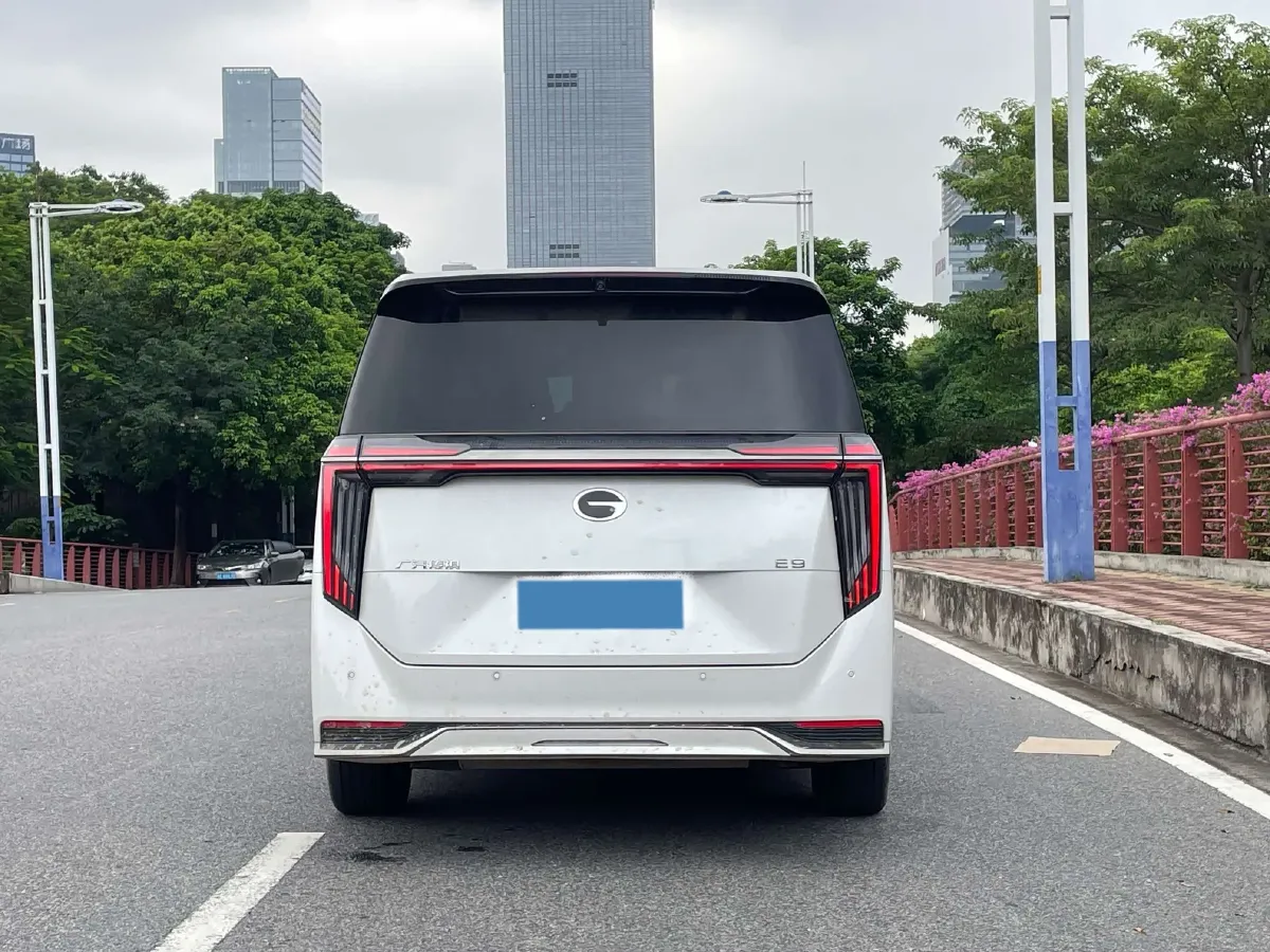 2023 GAC Trumpchi E9 2.0T 190HP L4 2DHT PHEV 25.57KWH,autocango,china used car exporter,china ev exporter,chinese used car exporter,chinese used ev exporter