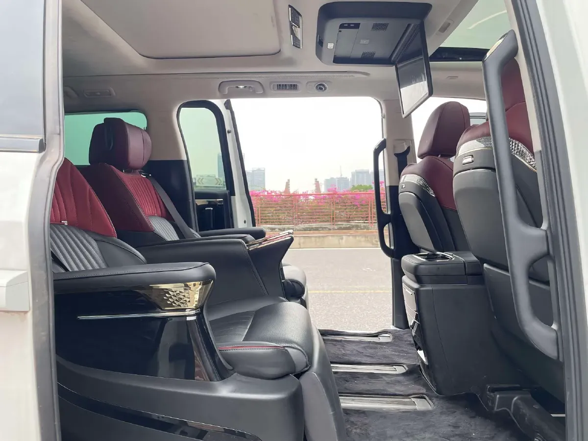 2023 GAC Trumpchi E9 2.0T 190HP L4 2DHT PHEV 25.57KWH,autocango,china used car exporter,china ev exporter,chinese used car exporter,chinese used ev exporter