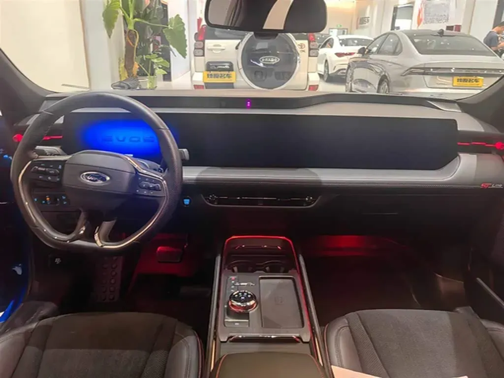 2022 Ford EVOS 2.0T 238HP L4 8AT,autocango,china used car exporter,china ev exporter,chinese used car exporter,chinese used ev exporter