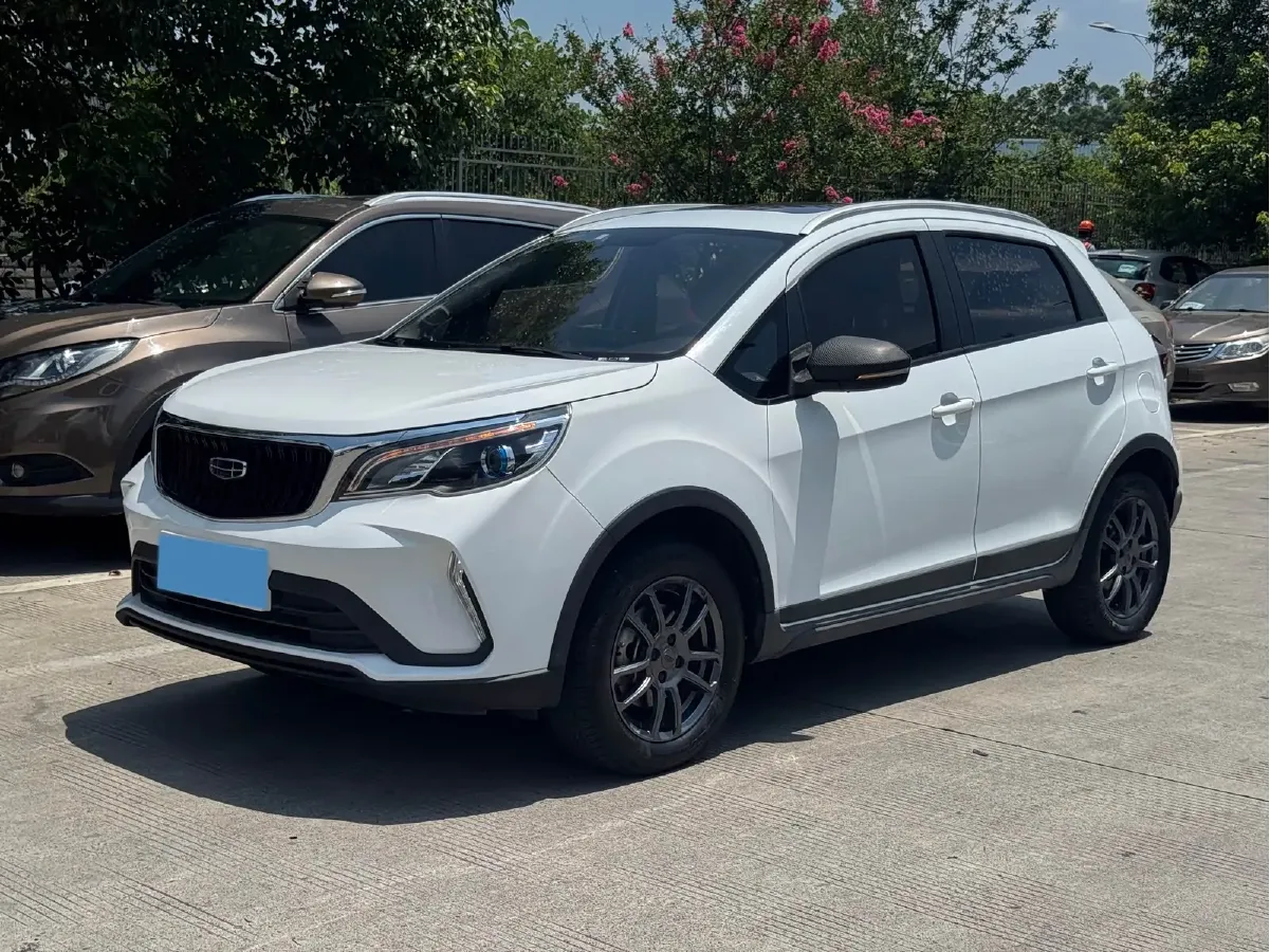 2021 Geely Vision X3 1.5L 109HP L4 5MT,autocango,china used car exporter,china ev exporter,chinese used car exporter,chinese used ev exporter