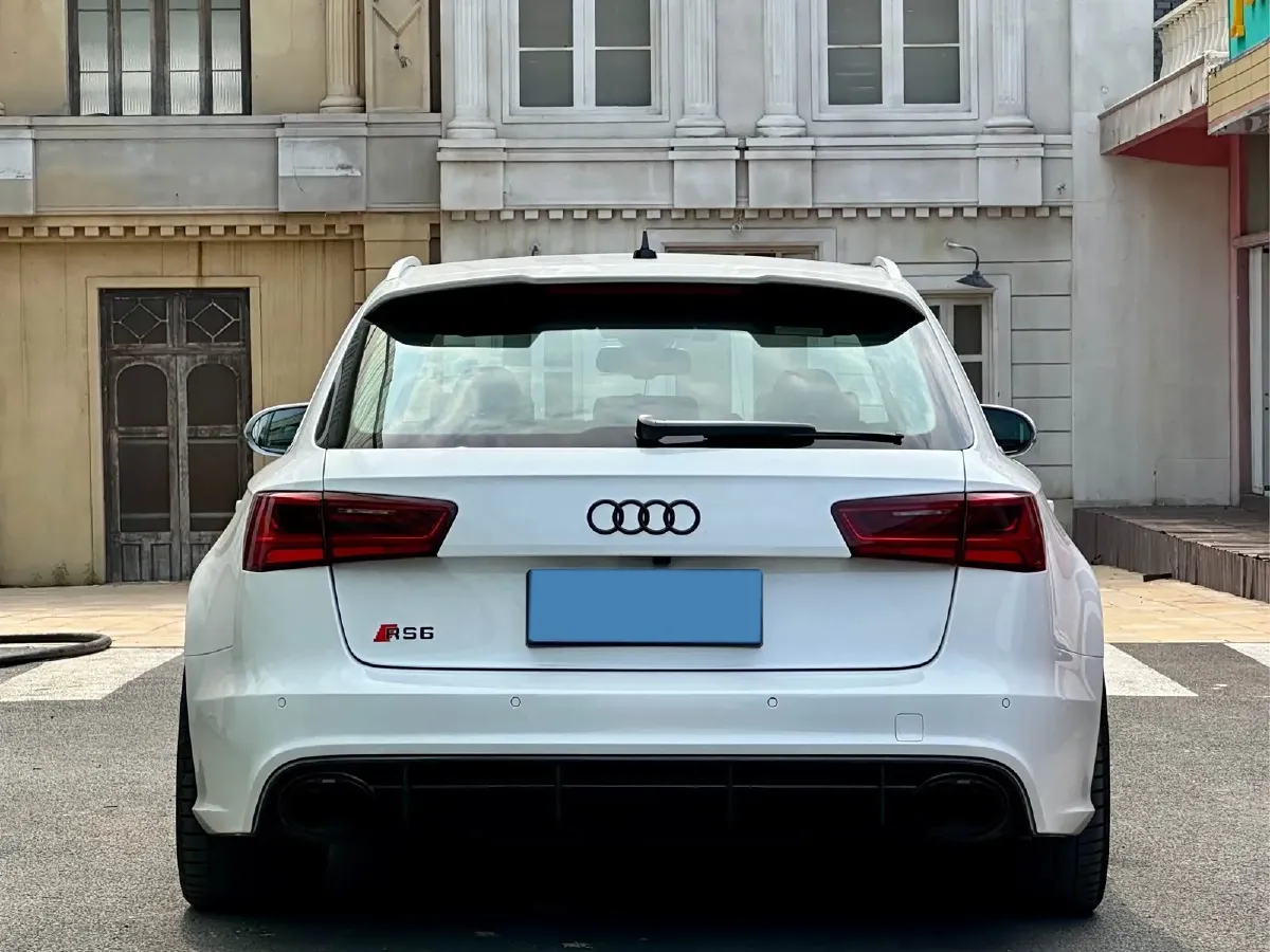 2016 Audi RS 6 4.0T 560HP V8 8AT,autocango,china used car exporter,china ev exporter,chinese used car exporter,chinese used ev exporter