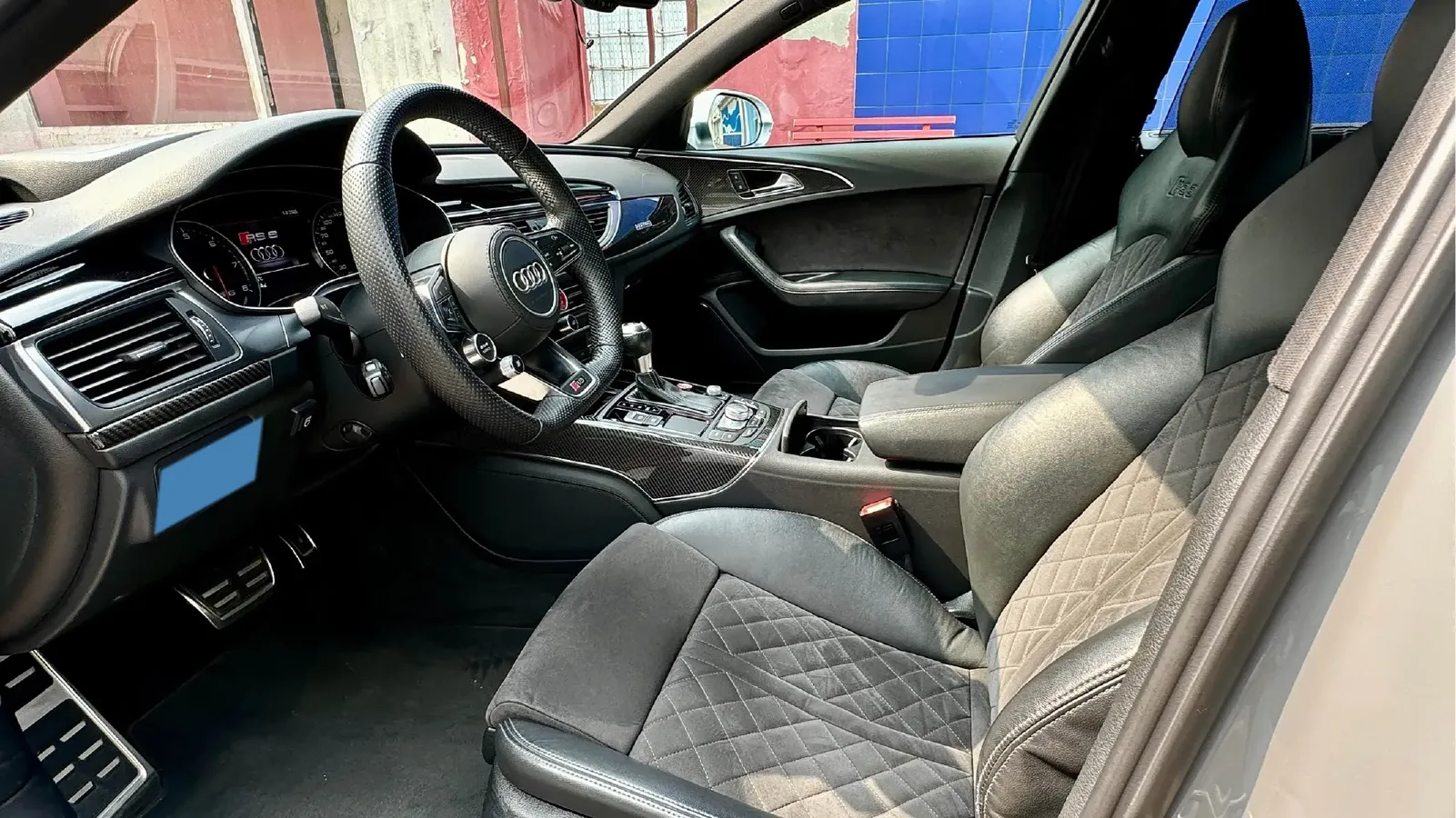 2016 Audi RS 6 4.0T 560HP V8 8AT,autocango,china used car exporter,china ev exporter,chinese used car exporter,chinese used ev exporter