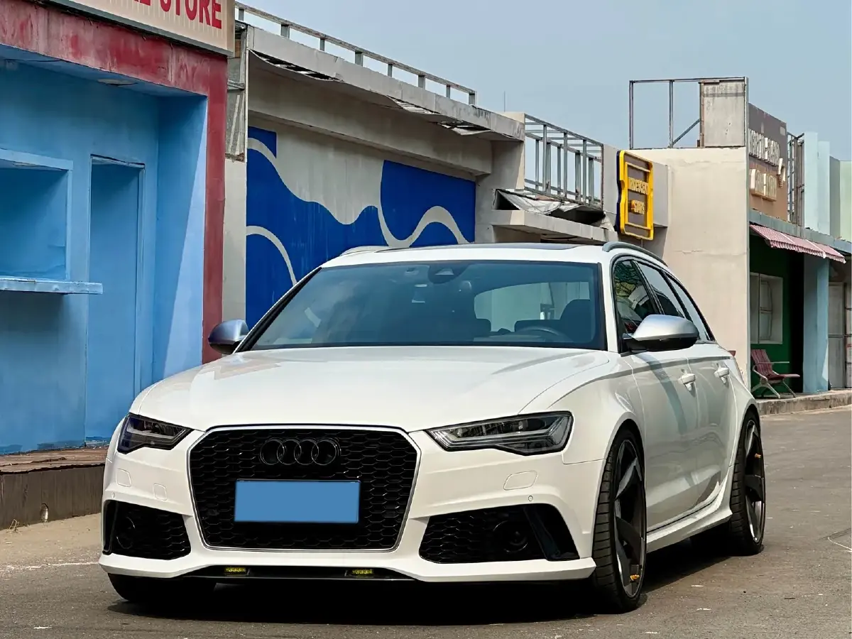 2016 Audi RS 6 4.0T 560HP V8 8AT