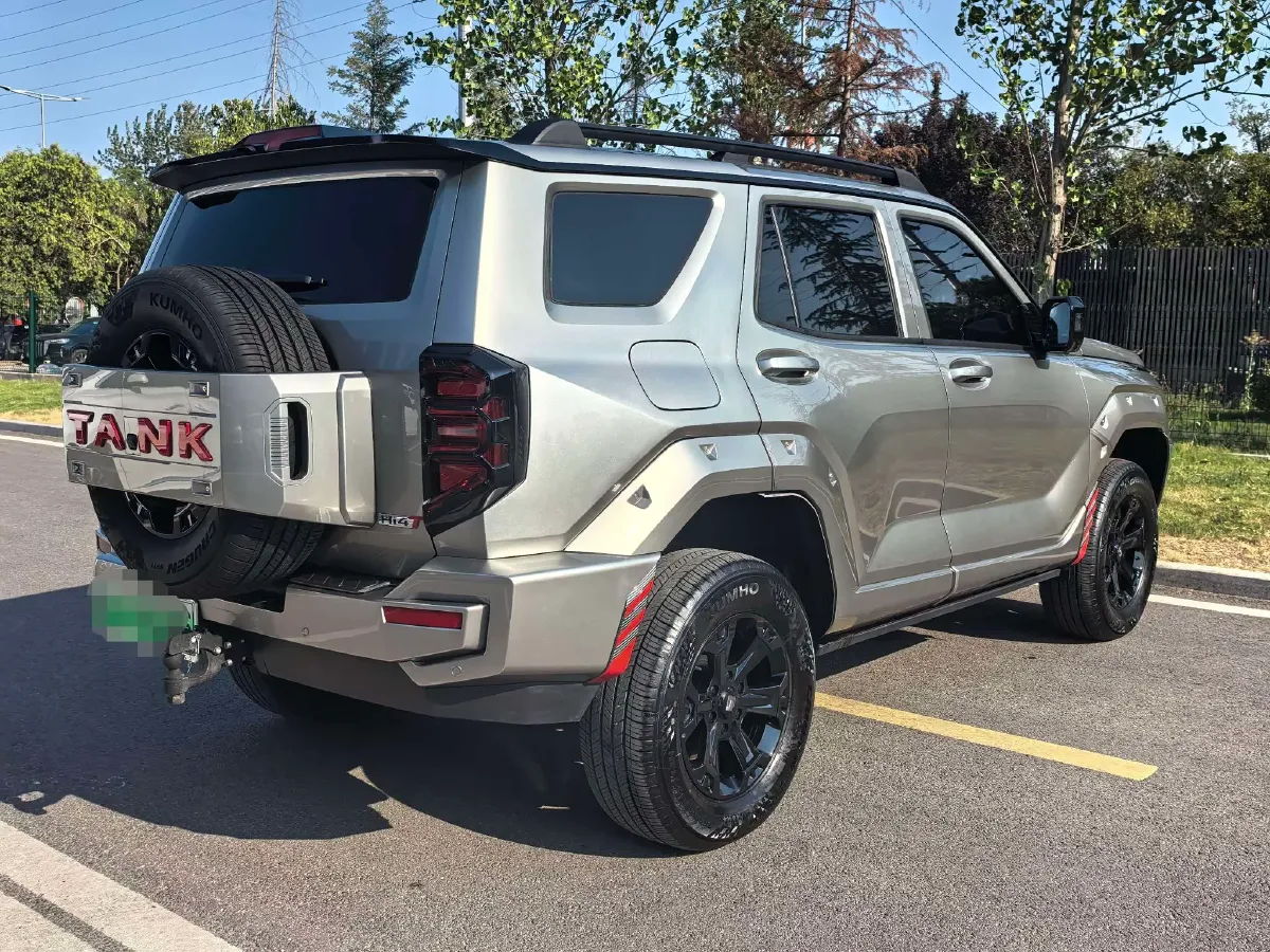 2024 Tank 400 2.0T 252HP L4 9AT PHEV 36.7/37.1KWH,autocango,china used car exporter,china ev exporter,chinese used car exporter,chinese used ev exporter