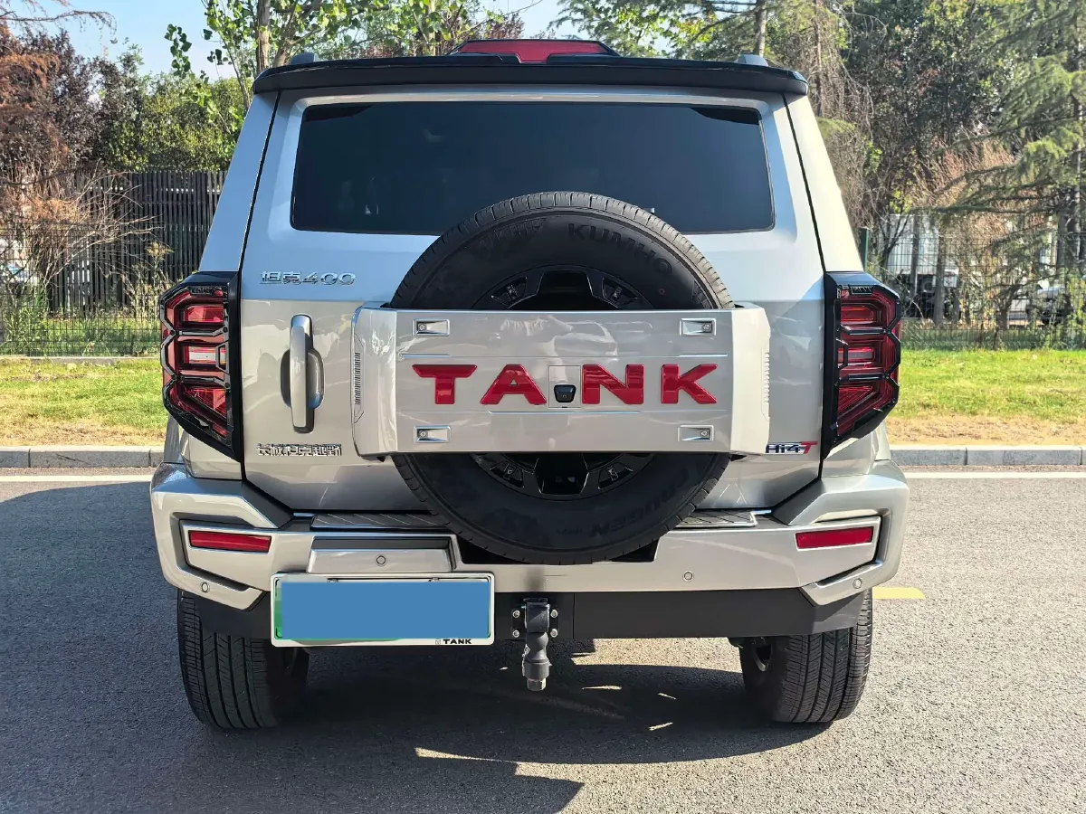 2024 Tank 400 2.0T 252HP L4 9AT PHEV 36.7/37.1KWH,autocango,china used car exporter,china ev exporter,chinese used car exporter,chinese used ev exporter