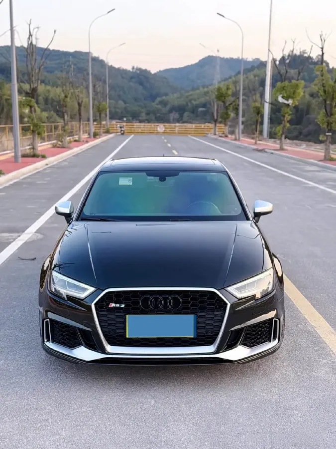 2017 Audi RS 3 2.5T 400HP L5 7DCT,autocango,china used car exporter,china ev exporter,chinese used car exporter,chinese used ev exporter