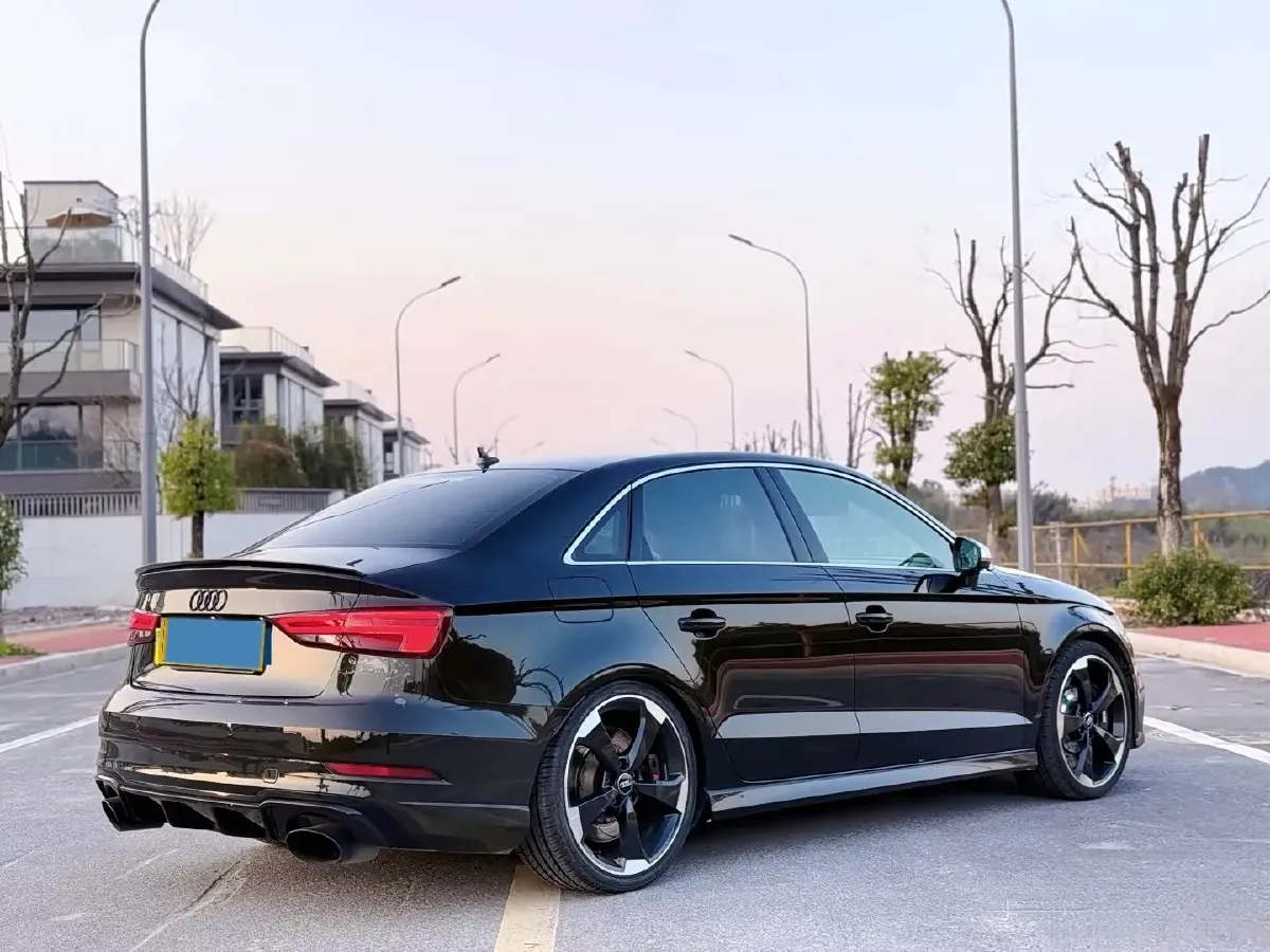 2017 Audi RS 3 2.5T 400HP L5 7DCT,autocango,china used car exporter,china ev exporter,chinese used car exporter,chinese used ev exporter