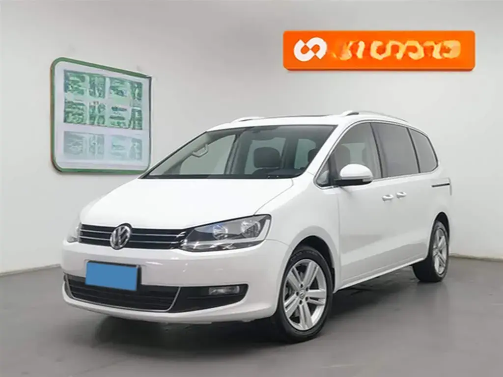 2018 Volkswagen Sharan 2.0T 220HP L4 6DCT