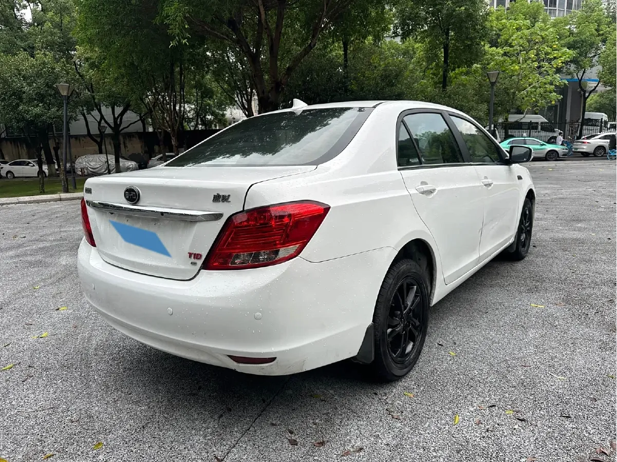 2014 BYD SuRui 1.5T 154HP L4 6DCT,autocango,china used car exporter,china ev exporter,chinese used car exporter,chinese used ev exporter