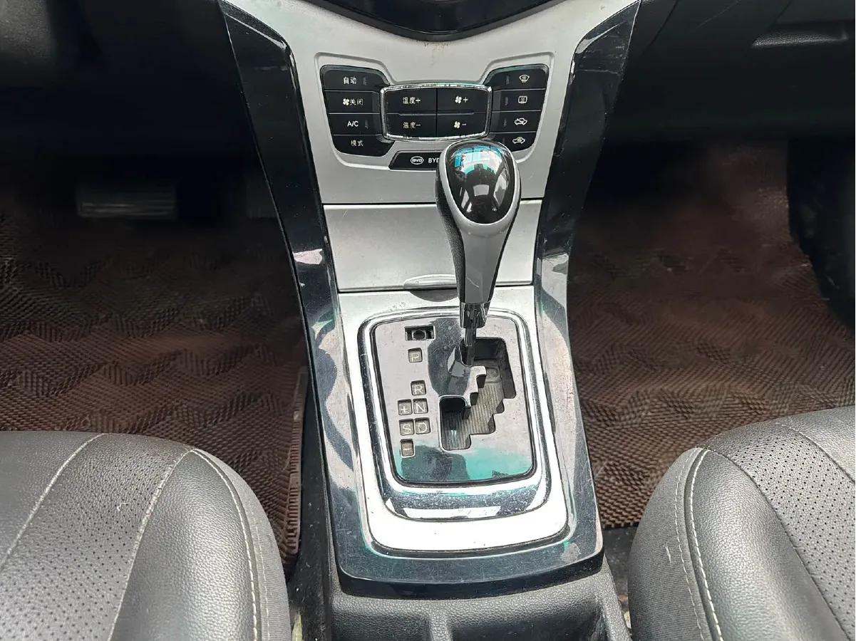 2014 BYD SuRui 1.5T 154HP L4 6DCT,autocango,china used car exporter,china ev exporter,chinese used car exporter,chinese used ev exporter