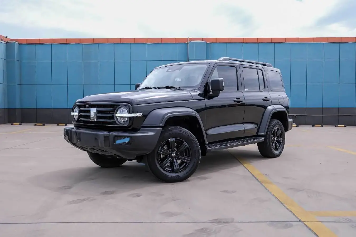 2023 Tank 300 2.0T 227HP L4 8AT