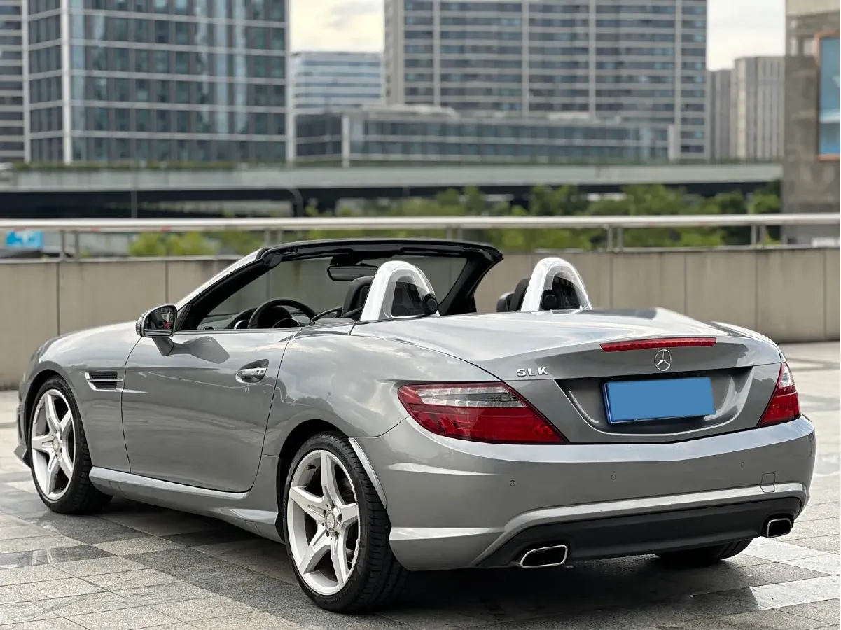2011 Mercedes-Benz SLK Class 1.8T 184HP L4 7AT,autocango,china used car exporter,china ev exporter,chinese used car exporter,chinese used ev exporter