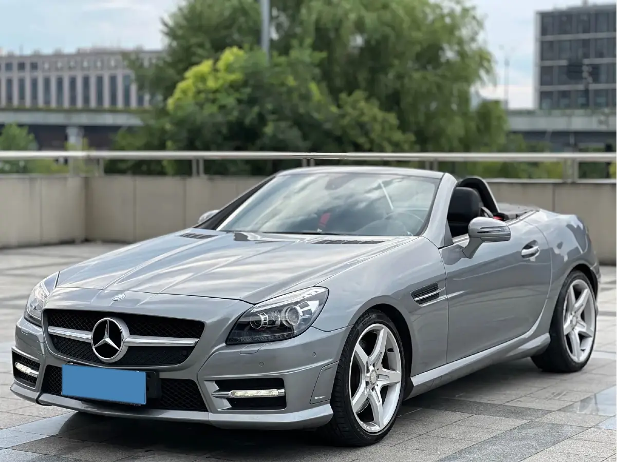 2011 Mercedes-Benz SLK Class 1.8T 184HP L4 7AT