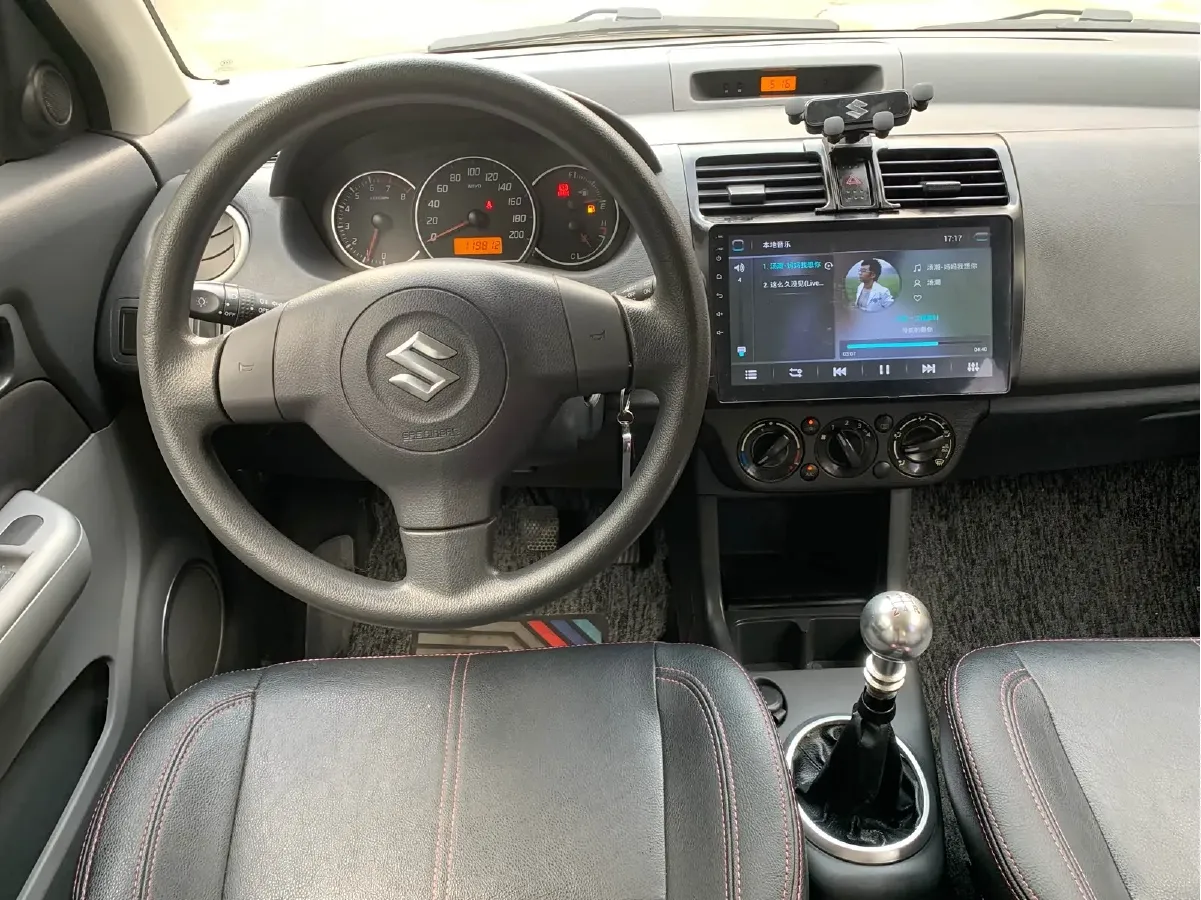 2016 Suzuki Swift 1.5L 103HP L4 5MT,autocango,china used car exporter,china ev exporter,chinese used car exporter,chinese used ev exporter