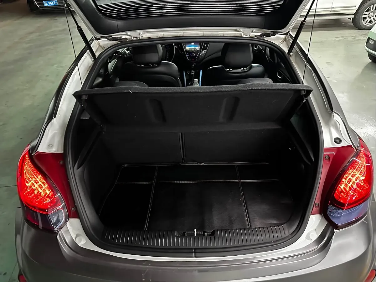 2015 Hyundai Veloster 1.6T 204HP L4 7DCT,autocango,china used car exporter,china ev exporter,chinese used car exporter,chinese used ev exporter