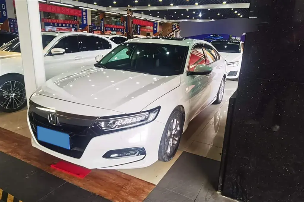 2018 Honda Accord 1.5T 194HP L4 CVT