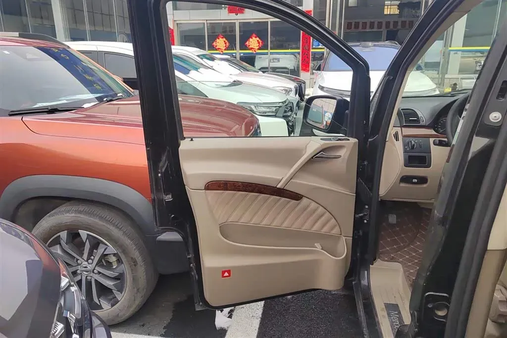 2013 Mercedes-Benz Viano 3.0L 224HP V6 5AT,autocango,china used car exporter,china ev exporter,chinese used car exporter,chinese used ev exporter