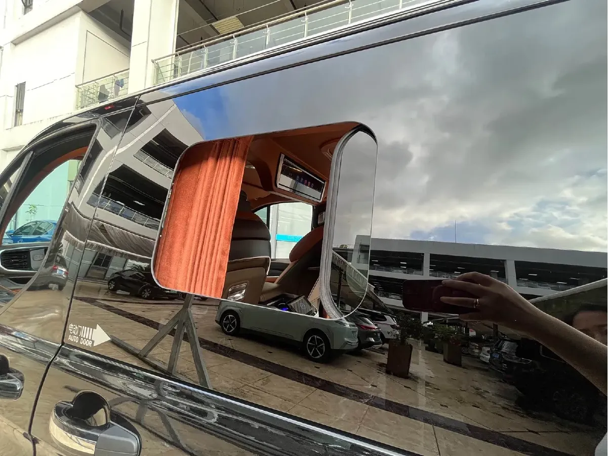 2024 Ford Tourneo 2.0T 220HP L4 9AT,autocango,china used car exporter,china ev exporter,chinese used car exporter,chinese used ev exporter