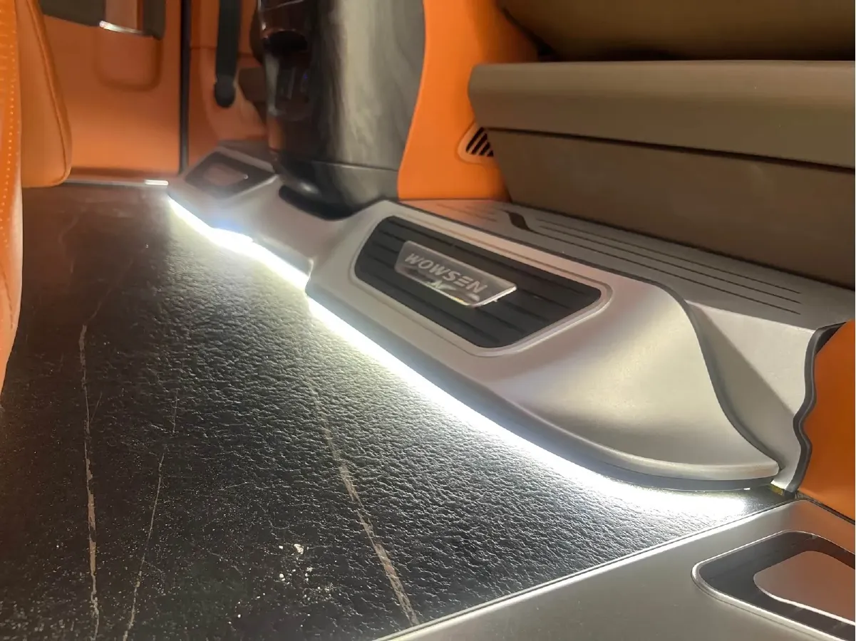 2024 Ford Tourneo 2.0T 220HP L4 9AT,autocango,china used car exporter,china ev exporter,chinese used car exporter,chinese used ev exporter