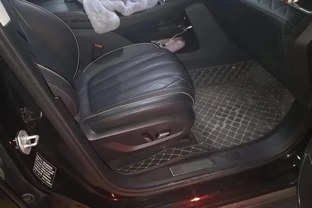 2021 Ford Equator 2.0T 224HP L4 6DCT,autocango,china used car exporter,china ev exporter,chinese used car exporter,chinese used ev exporter