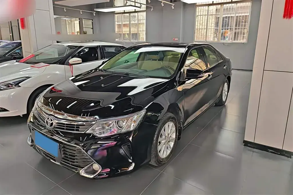 2016 Toyota Camry 2.0L 167HP L4 6AT