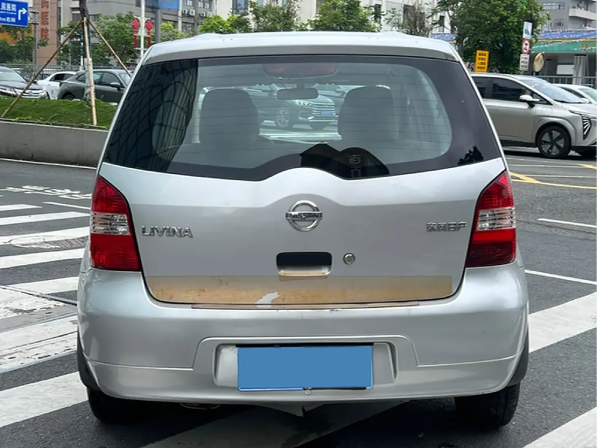 2010 Nissan Livina 1.6L 105HP L4 5MT,autocango,china used car exporter,china ev exporter,chinese used car exporter,chinese used ev exporter