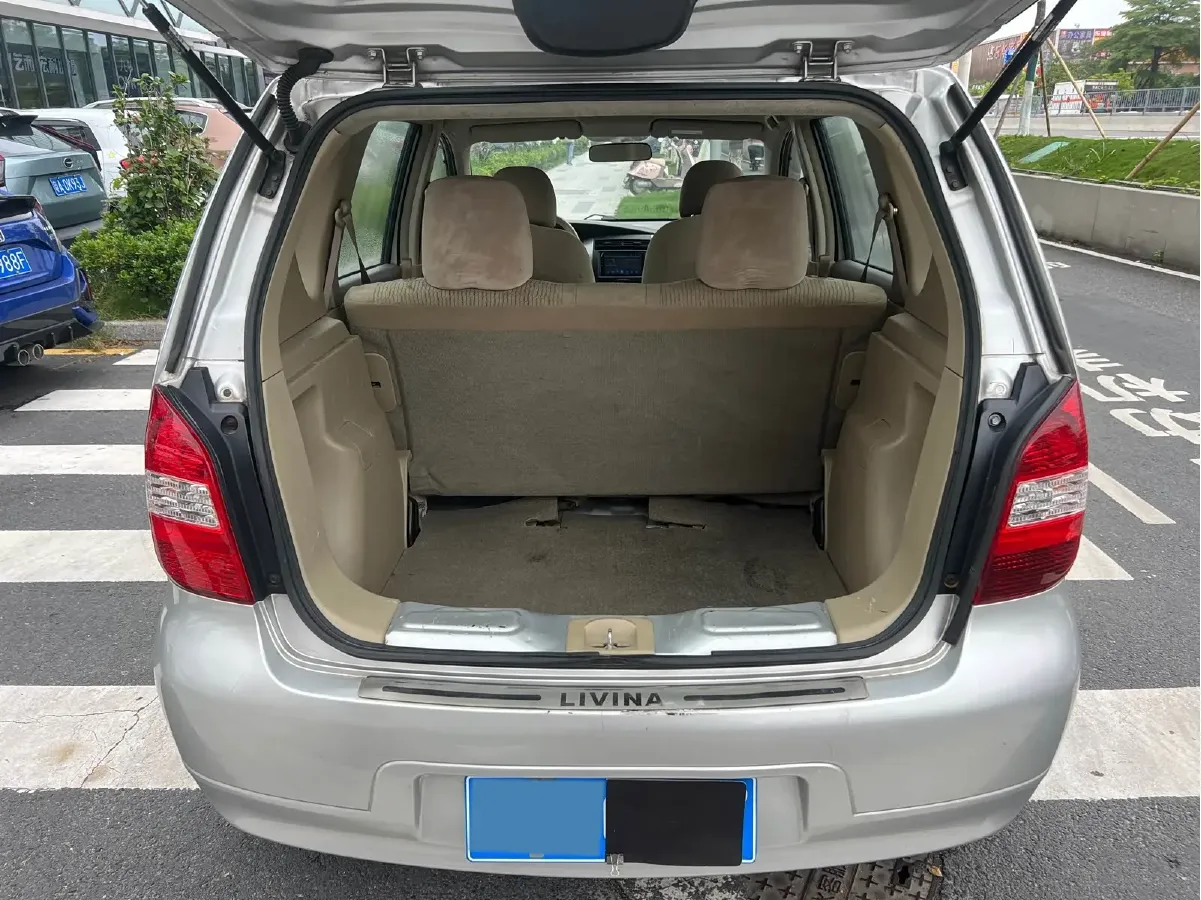 2010 Nissan Livina 1.6L 105HP L4 5MT,autocango,china used car exporter,china ev exporter,chinese used car exporter,chinese used ev exporter