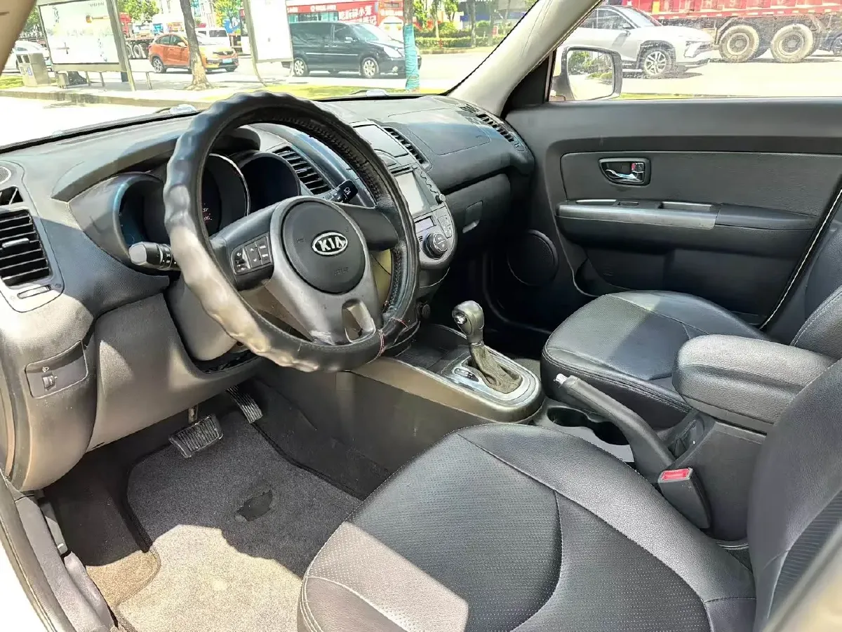 2013 Kia Soul 1.6L 123HP L4 4AT,autocango,china used car exporter,china ev exporter,chinese used car exporter,chinese used ev exporter