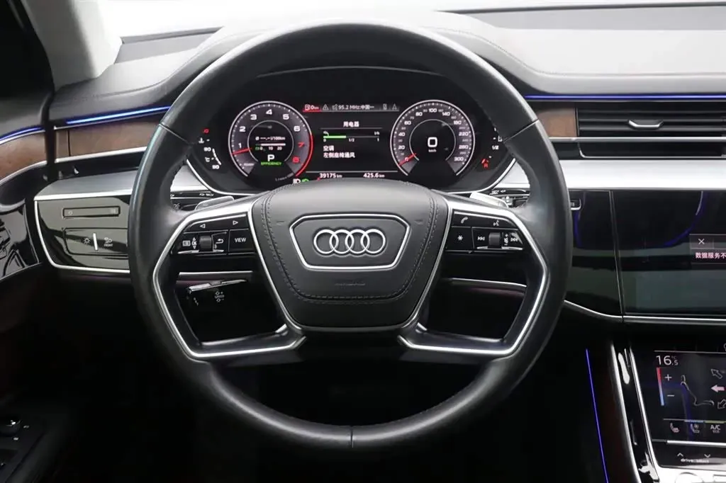 2019 Audi A8 3.0T 340HP V6 8AT,autocango,china used car exporter,china ev exporter,chinese used car exporter,chinese used ev exporter