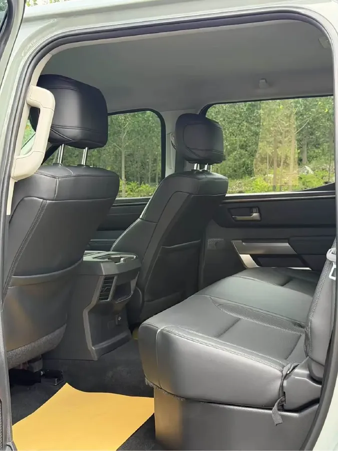 2022 Toyota 4Runner 4.0L 273HP V6 5AT,autocango,china used car exporter,china ev exporter,chinese used car exporter,chinese used ev exporter