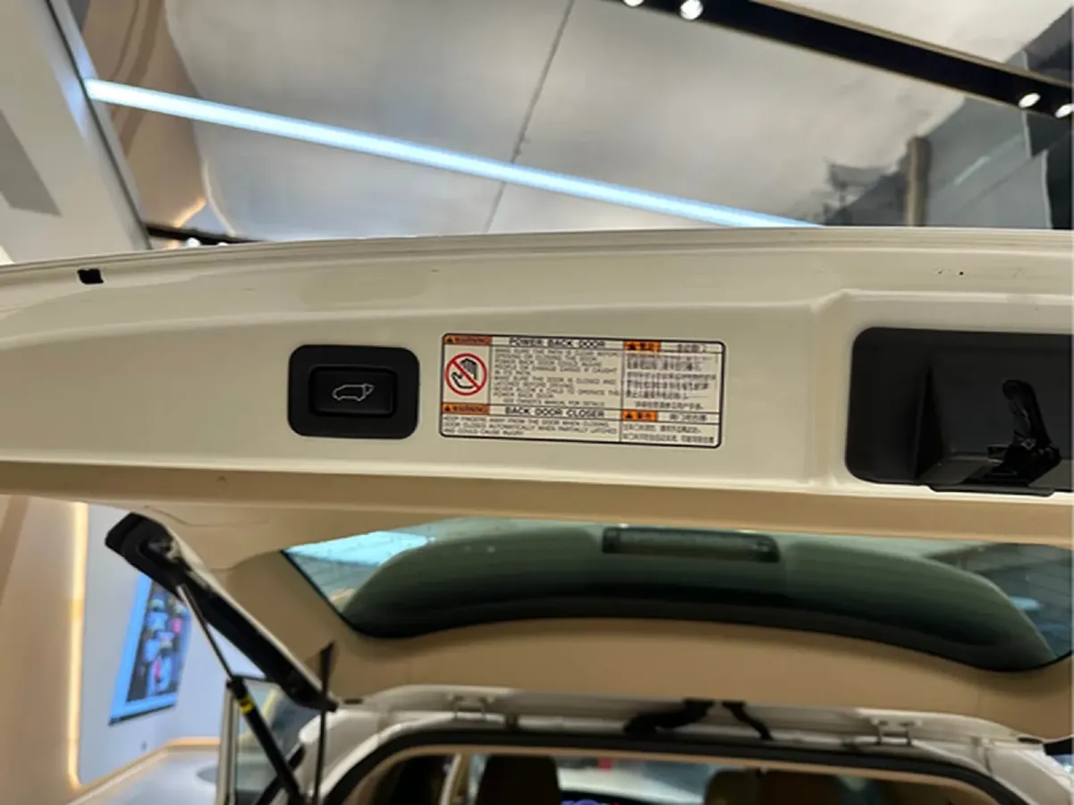 2012 Toyota Previa 2.4L 170HP L4 CVT,autocango,china used car exporter,china ev exporter,chinese used car exporter,chinese used ev exporter