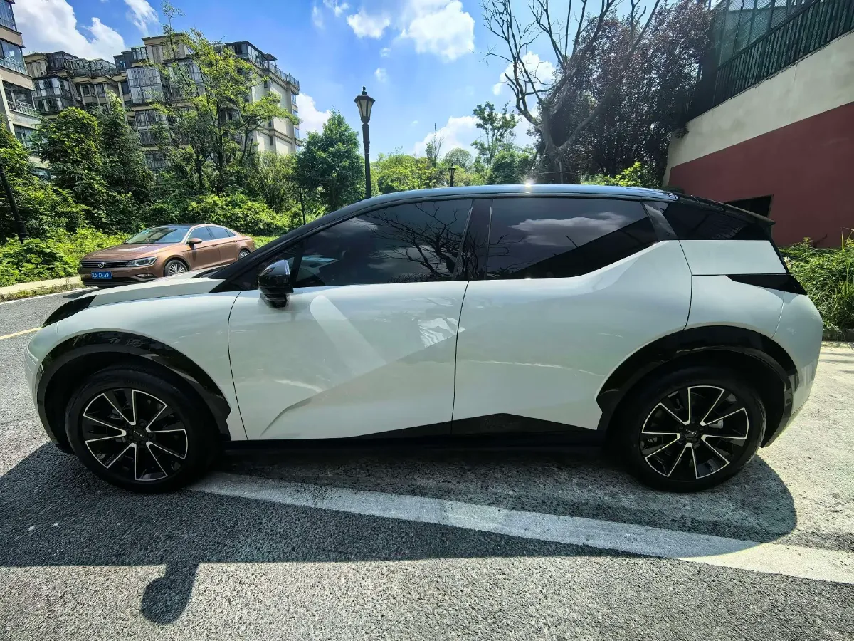 2023 Zeekr X BEV 66KWH,autocango,china used car exporter,china ev exporter,chinese used car exporter,chinese used ev exporter