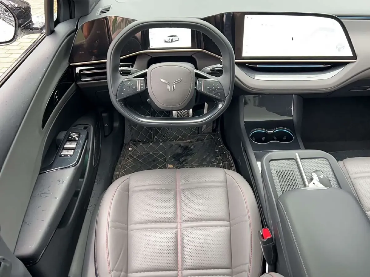 2024 HongQi EH7 BEV 111KWH,autocango,china used car exporter,china ev exporter,chinese used car exporter,chinese used ev exporter