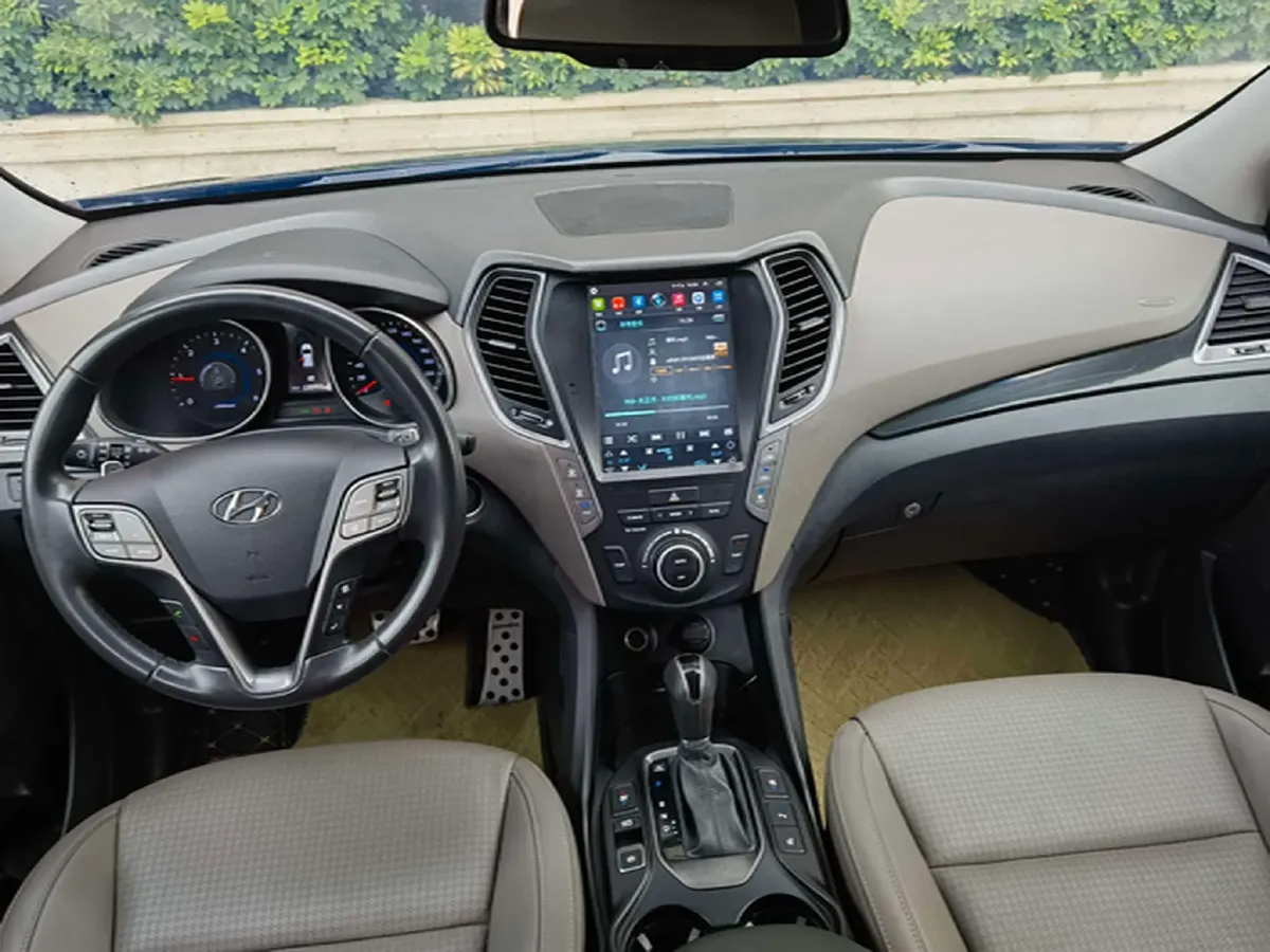 2013 Hyundai Grand SantaFe 2.2T 197HP L4 6AT,autocango,china used car exporter,china ev exporter,chinese used car exporter,chinese used ev exporter