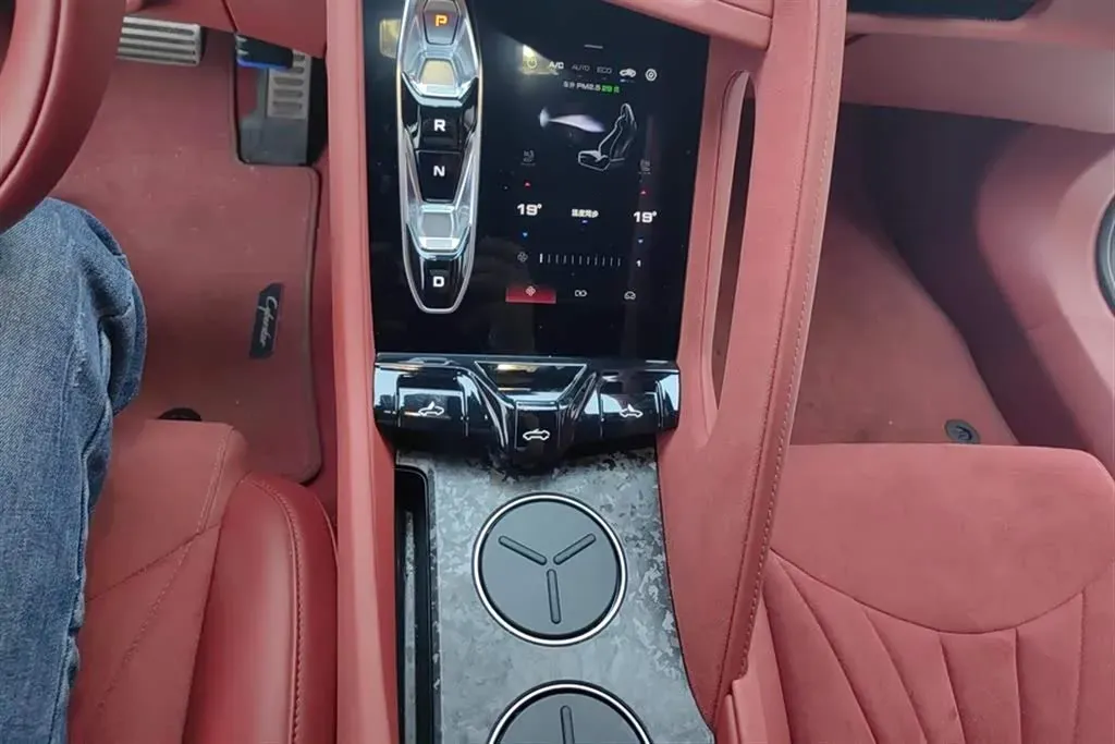 2024 MG Cyberster BEV 77KWH,autocango,china used car exporter,china ev exporter,chinese used car exporter,chinese used ev exporter