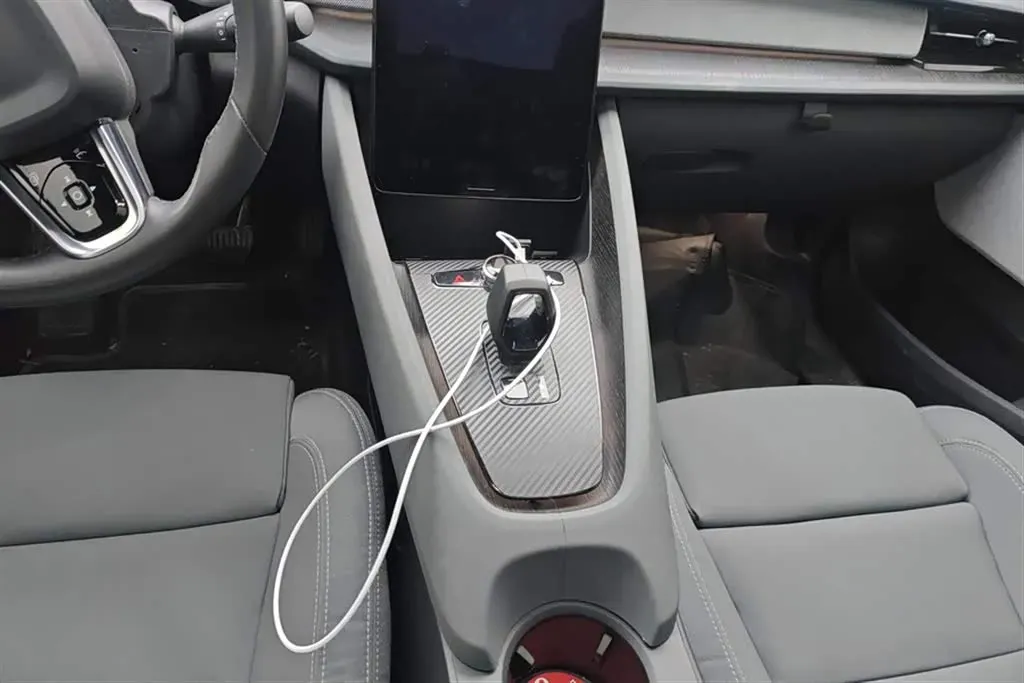 2020 Polestar 2 BEV 71KWH,autocango,china used car exporter,china ev exporter,chinese used car exporter,chinese used ev exporter