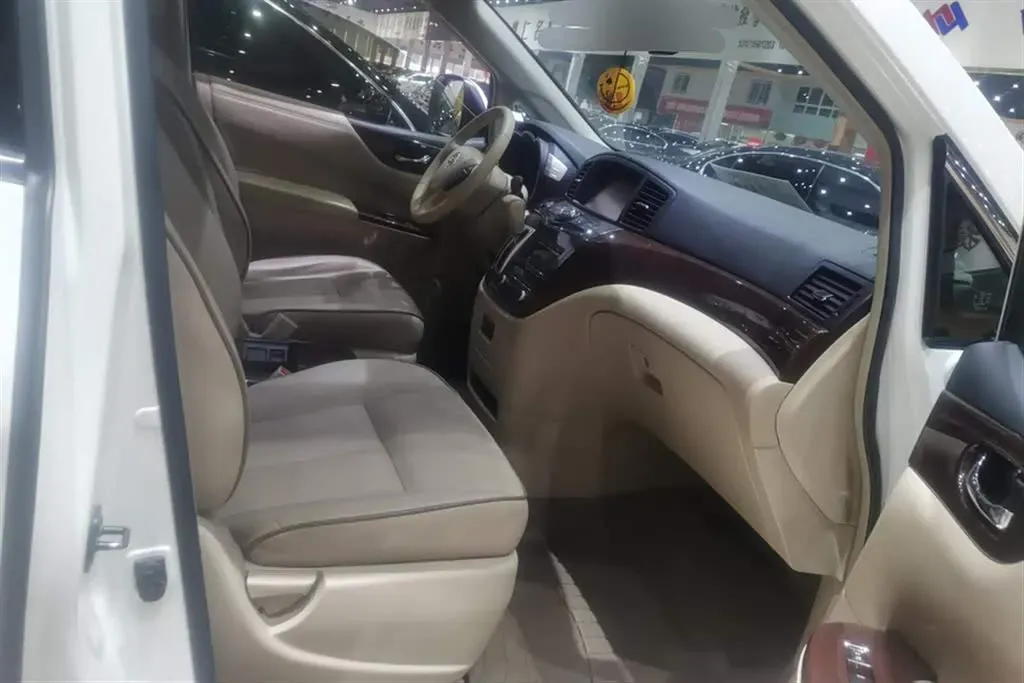 2015 Nissan Quest 3.5L 277HP V6 CVT,autocango,china used car exporter,china ev exporter,chinese used car exporter,chinese used ev exporter